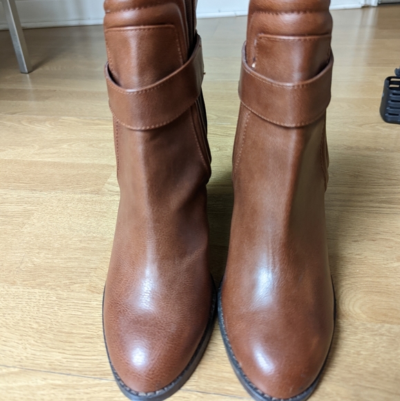 Aldo cognac leather booties 38 (7.5) - Picture 5 of 6